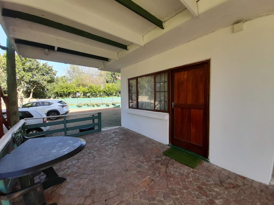 8 Bedroom Property for Sale in Mossel Bay Central Western Cape
